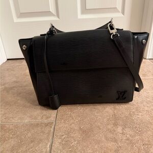 Louis Vuitton Cluny Top Handle Bag